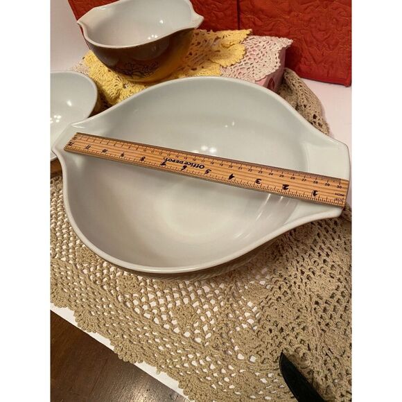 1960's Pyrex Cinderella Mixing Bowl 4Qt, 2.5Qt & 1.5Qt Old Orchard 3-piece Set. - Picture 6 of 16